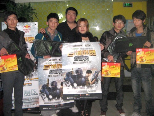 BLG电子竞技俱乐部 赛后返图 赢比赛后的笑容阳光灿烂